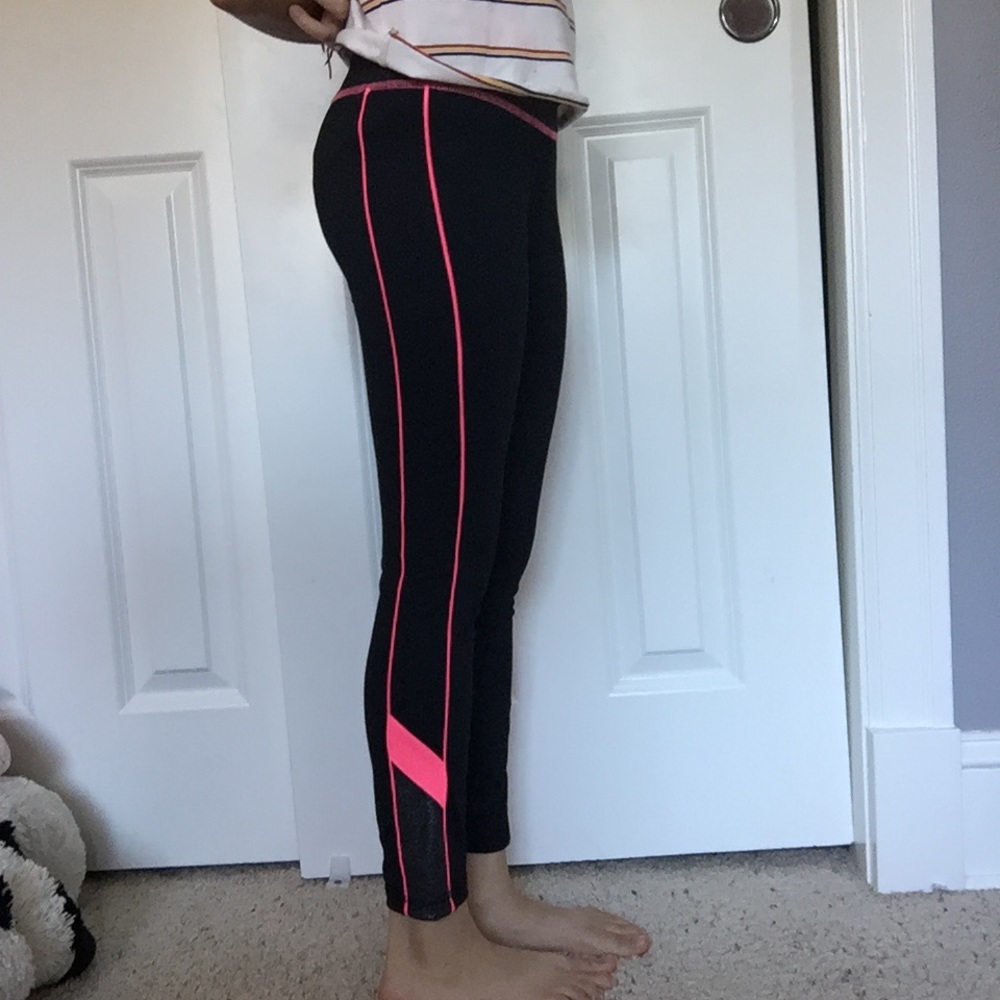 Athletic pants